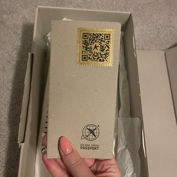 Golden Goose Box - Picture 4 of 5